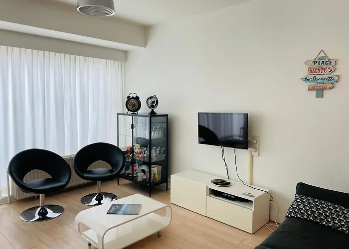 Appart Familial, Lumineux Avec Parking & Terrasse