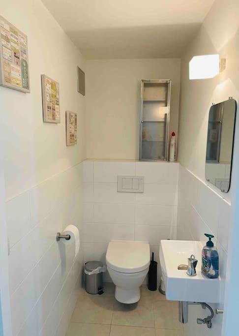 Familial, Lumineux Avec Parking & Terrasse Appartement *