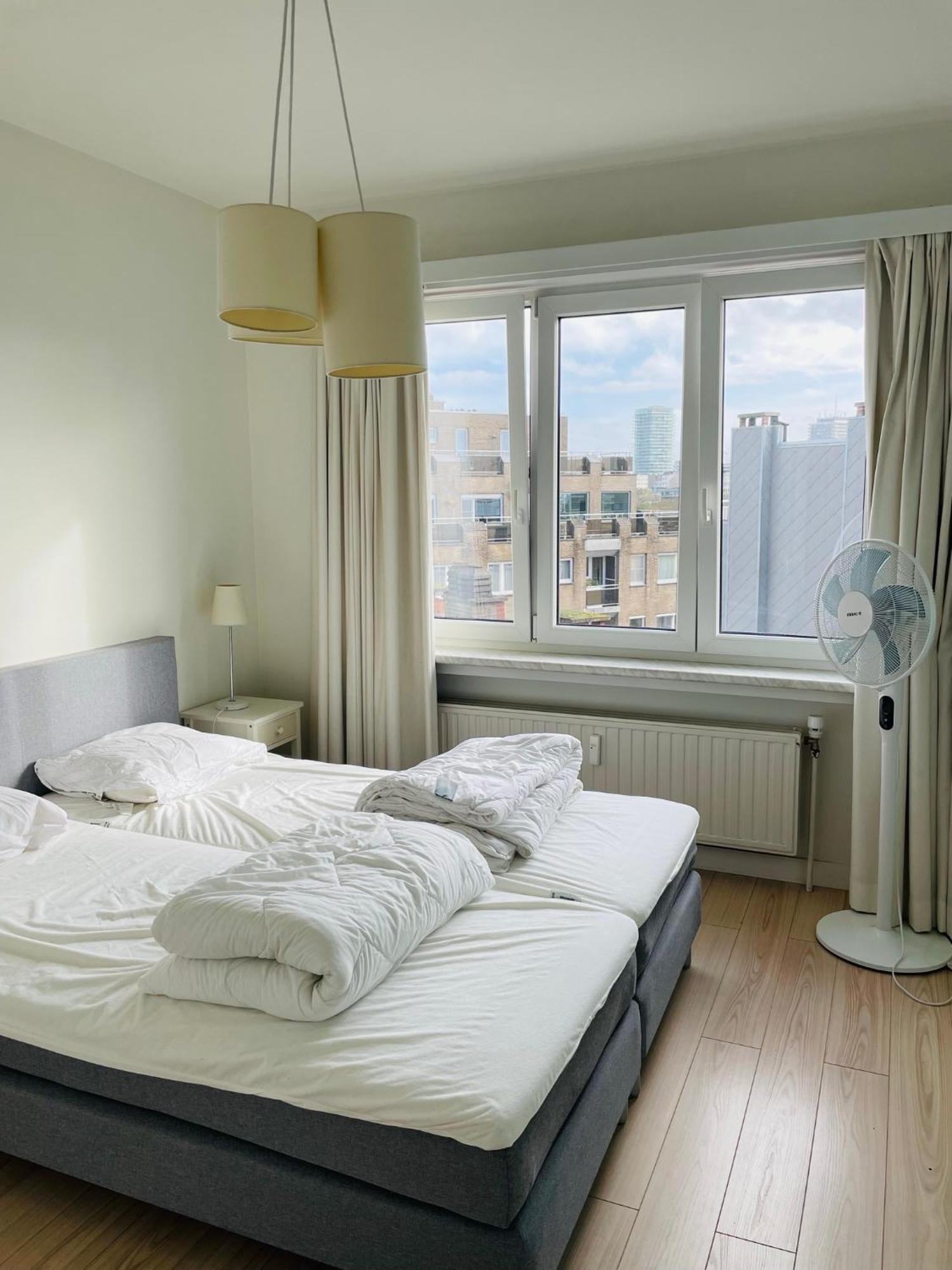 Familial, Lumineux Avec Parking & Terrasse Apartment