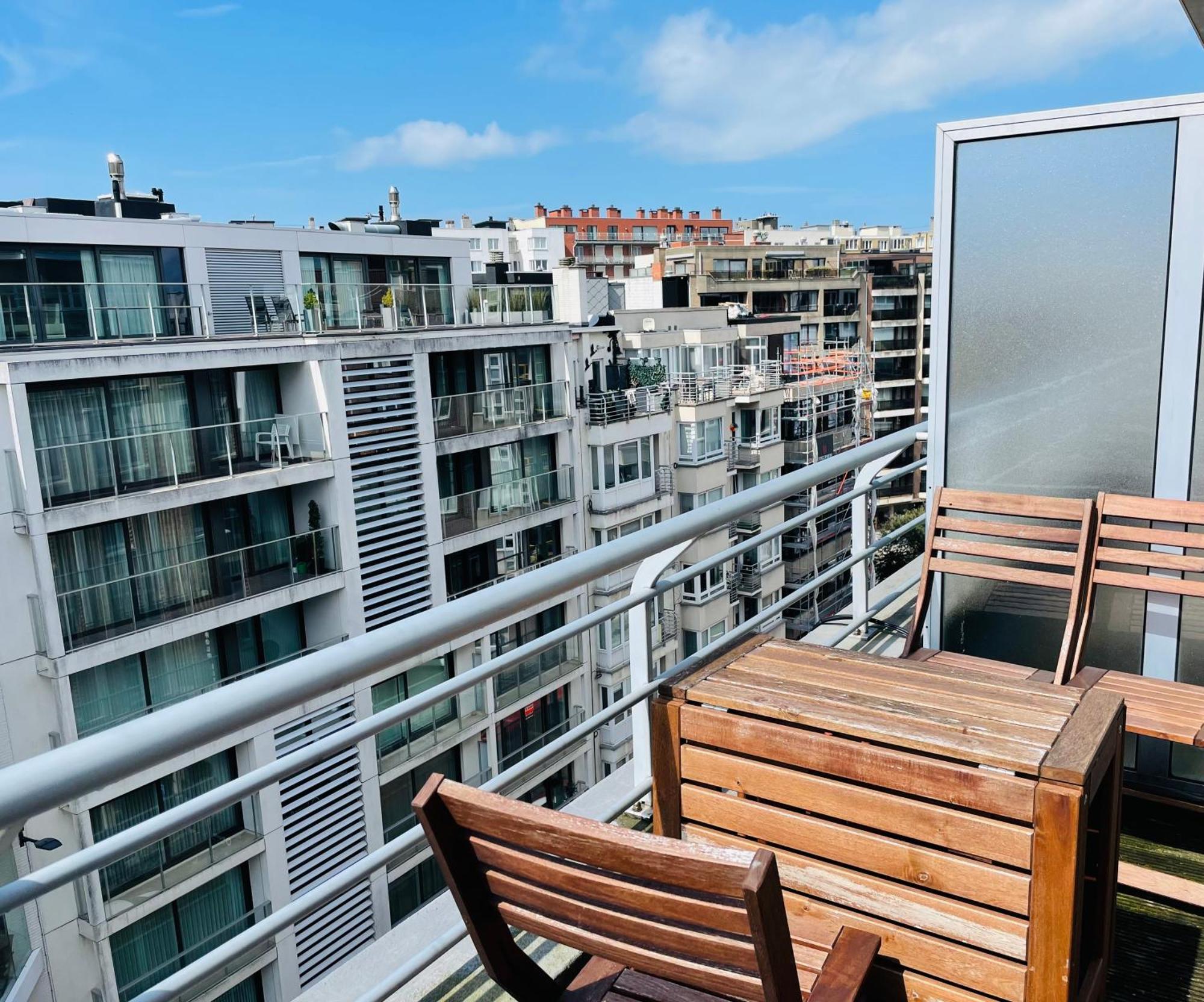 Apartment Familial, Lumineux Avec Parking & Terrasse
