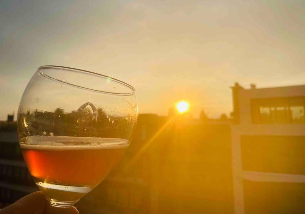 Familial, Lumineux Avec Parking & Terrasse * Ostend